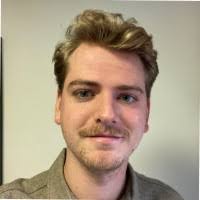 60+ perfiles de «Calus»