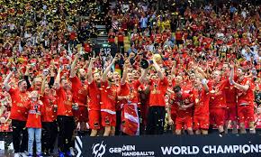 Ihf world men's handball championship) har anordnats av international handball federation sedan 1938, och spelas sedan 1993 vartannat år. Tolv Manader Tolv Idrottsfester 2021 Sydsvenskan