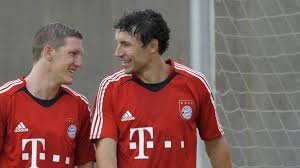 Van bommel, de 44 años, afrontará su segunda experiencia como técnico tras su paso anterior por el psv eindhoven de su país, club que abandonó hace dos temporadas, y disputará la liga de campeones con su nuevo equipo. Mark Van Bommel Im Interview Normalerweise Kommt Bayern Weiter Eurosport