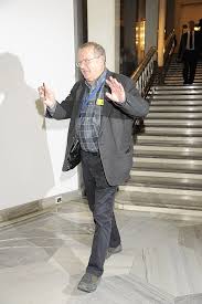 Polish historian, essayist and former dissident. Znane Osobistosci Na Premierze Opery Ale Kto Brylowal Herbus