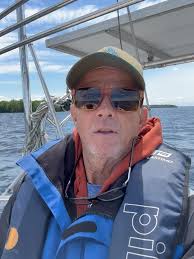 The 3 hour motoring trip went well in cold and gusty chop. I was told to  temporarily dock at a specific end tie and get help with the mooring lines,  so I did. I nudged my hull close enough to step off ...