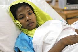 Collapse building girl recovering