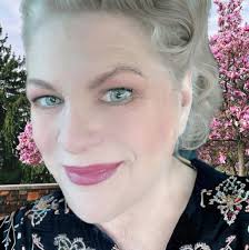 Robin Eileen Bernstein