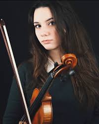 Paula Guerra Collar — Pelican Music