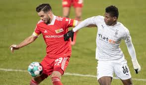 La última sección de la animación muestra al émbolo alojándose en el tejido pulmonar para formar un embolismo pulmonar que constituye una potencial amenaza para la vida. Bundesliga Union Berlin Und Gladbach Spielen 1 1 Unentschieden Breel Embolo Mit Kurzeinsatz Nzz