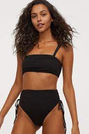 The Most Flattering Swimsuits For Every Body Type Bikini Tops Bandeau Bikini Bikinis