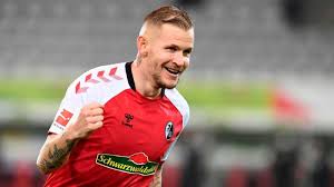 Herthas nemanja radonjic nach seinem treffer gegen den sc freiburg. Wer Zeigt Ubertragt Arminia Bielefeld Vs Sc Freiburg Live Im Tv Und Livestream Die Ubertragung Der Bundesliga Auf Dazn Dazn News Deutschland