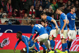 Polita lemn rasinoase, calitatea b, 800 x 250 x 18 mm. Unai Arana On Twitter Oso Polita Yuri Lankide Ona Zara