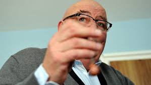 Comme le corps et l'énergie fonctionnent tous les deux à leurs rythmes, le magnétiseur respecte la cadence de. Toulouse Pierre Marcouire Contre La Cigarette Ce Toulousain Fait Un Tabac Ladepeche Fr