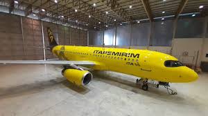 Apesar de seres grande, a perfeição ainda mora em mim 🦅. Pintado Com Sucesso O Primeiro Aviao Da Itapemirim A Mais Nova Companhia Aerea Do Brasil E Mais Que Voar