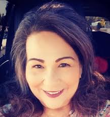 Can someone please fix my eyes? They wefe closed in both pictures 😞