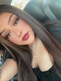 Luz Casiano's Instagram, Twitter & Facebook