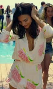 Emily Ratajkowski In We Are Your Friends Visit Thetake Com To Find Out How To Get This Look Emily Ratajkowski Summer Fashion Outfits Pink Floral
