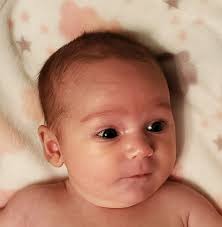 Velvet rollers create smooth hair with movement