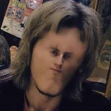 Can you powerstance a regular greatsword and a curved greatsword?