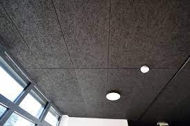 Mit dem einsatz einer akustikdecke schufen die architekten ein angenehmes raumklima. Inspiration Akustikdecke In Neuer Kita Troldtekt Akustikdecke Akustik Ideen Fur Projekte