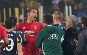 Sevilla'dan ayrılacağı ve fenerbahçe'ye transfer olacağı konuşan simon kjaer'in tatil için i̇stanbul'a geldiği ifade edildi. Zlatan Ibrahimovic Clashes With Simon Kjaer Mirror Online