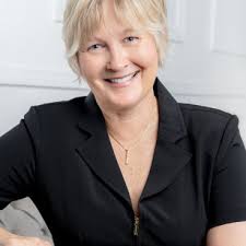 Amelia Delmarter added a new photo.