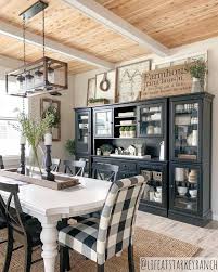 Dining rooms are special and should be the central hub for entertaining and family gatherings. Pin By P G On Decor Inspiration Farmhouse Dining Rooms Decor Modern Farmhouse Dining Modern Farmhouse Dining Room