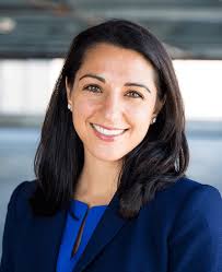 Lizzie Marshall's Instagram, Twitter & Facebook