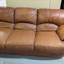 Leather Couch for Sale in Dover, FL