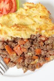 The Best Shepherd S Pie Recipe With Potatoes Onion Cheddar Cheese Carrots Ground Beef Worcestershire Sauce Flour Ketchup And Br Food Recipes Food Best Shepherds Pie Recipe