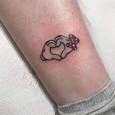 Weitere ideen zu micky maus, kreuzstich, sticken. Cute Mickey And Minnie Mouse Hands Tattoo Cute Mickey And Minnie Mouse Hands Tattoo Couplestattoo Cute Minnie Tattoo Mickey Tattoo Mickey Mouse Tattoos