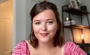 Lucy Mosley's Instagram, Twitter & Facebook