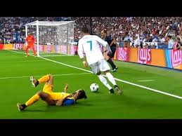 Teach basic football skills to young players to build their confidence and increase their athletic performance with 3 drills from stack expert chris tamez. Insane Football Skills 2017 Skill Mix 13 Hd 1080p Youtube