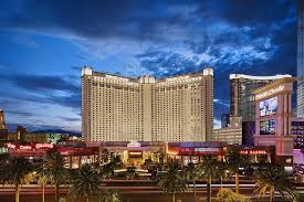 The 10 Best Cheap Hotels In Las Vegas Las Vegas Hotels Vegas Hotel Casino Las Vegas