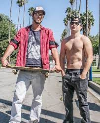 Kyle Newacheck And Adam Devine Arte Grafico Celebridades Graficos