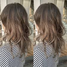 ウルフカットが進化して登場 髪の長さ別おすすめヘアスタイルをご紹介 folk ヘアカット ヘアスタイル セミロング パーマ