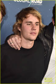 Justin Bieber Stops By the 'Midnight Sun' Premiere!: Photo 1147428