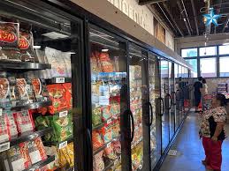 Many of these chains have a particular focus (h mart's is korean products), but also attempt the difficult feat of catering to a variety of . Korean Supermarket H Mart Opens New Store In Kakaako Honolulu Star Advertiser