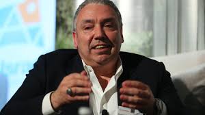 Industry leaders, politicians want Centrelink JobKeeper payment returns