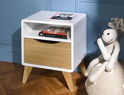 Lancez une recherche par filtres et trouvez le chevet enfant que vous cherchez, ou laissez vous guider pour faire votre choix. Table De Chevet Bloom Blanc Chene Style Scandinave