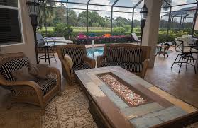 Awesome Gas Fire Pit Table In This Lanai I Want This For My Home Fire Pit Table Gas Fire Pit Table Gas Firepit