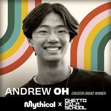 Elizabeth Martinson's Instagram, Twitter & Facebook