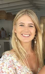 Theresa Manke's Instagram, Twitter & Facebook