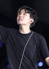 Schau dir unsere auswahl an jhope jung hoseok an, um die tollsten einzigartigen oder spezialgefertigten, handgemachten stücke aus unseren shops zu finden. J Hope Wikipedia