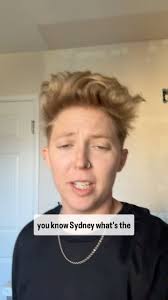 I’m tired of being a handy lesbian 🫠