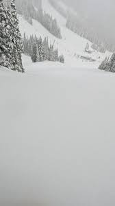I can't wait for days like this!❄️🏂 #winteriscoming, #snowboarding  #snowboarder #crystalmountain #Seattle #pnw #optoutside #gopro