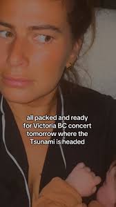 Ummm cheque please ✋🏽 #victoriaBC #tsunami