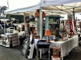 How To Shop A Flea Market Flea Market Displays Flea Market Booth Flea Market