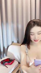 雪梨枪1 - 美女主播- 免费情色成人视频