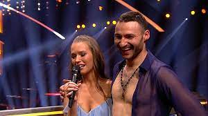 32,990 likes · 650 talking about this. Let S Dance Christian Polanc Trainiert Wieder Mit Laura Muller Express De
