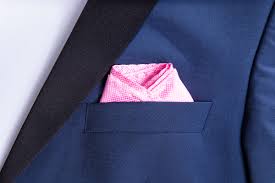 15 anleitungen für jeden anlass. Enstecktuch Nach Anleitung Fur Den Anzug Falten Die Muschelfaltung