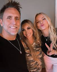 Crazy to think i just wanted to connect with people. Super insecure, i  didn't really know how. I thought i had to win people's favor somehow…then  finally breaking through these barriers to