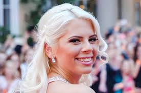 Bei daniela katzenberger, 34, und ihrer halbschwester jenny frankhauser, 28, kam es immer wieder zu ungereimtheiten. Daniela Katzenberger Mega Neuigkeiten Fur Ihre Schwester Jenny Gala De