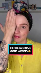 ja fakat nemam pametnijeg posla #nohairday #nohairdaybyluloo #headwrap  #alopecia #alopeciaawareness #hairloss #tipsandtricks #alopecija  #alopecijahrvatska #alopecijasrbija #alopecijabosna ...